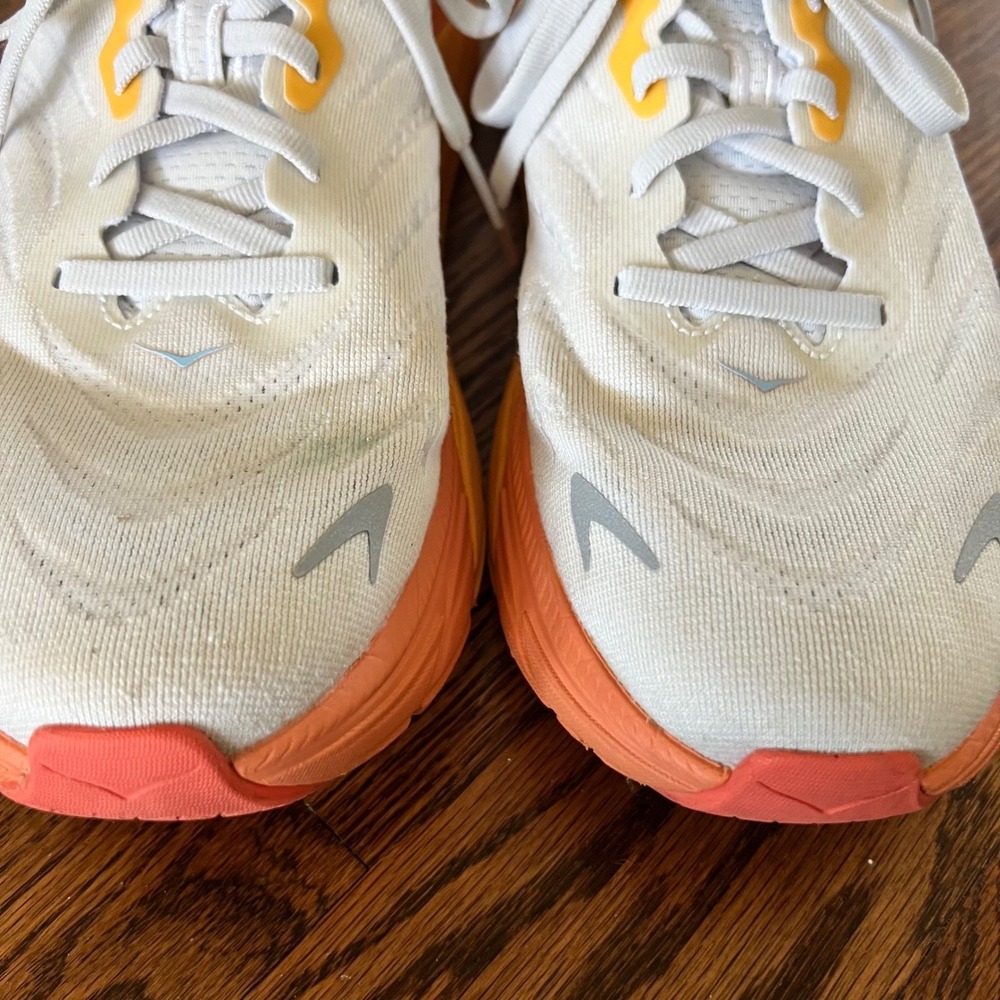 Hoka One One Arahi 6 Womens 9 Nimbus Cloud Blue Fog Yellow 1123195 NCBDB - Picture 5 of 15